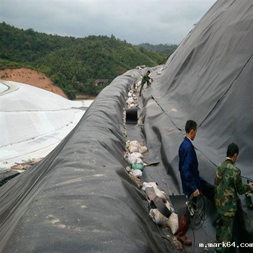 体育意甲国际米兰与溢洪闸及原坝体如何连接