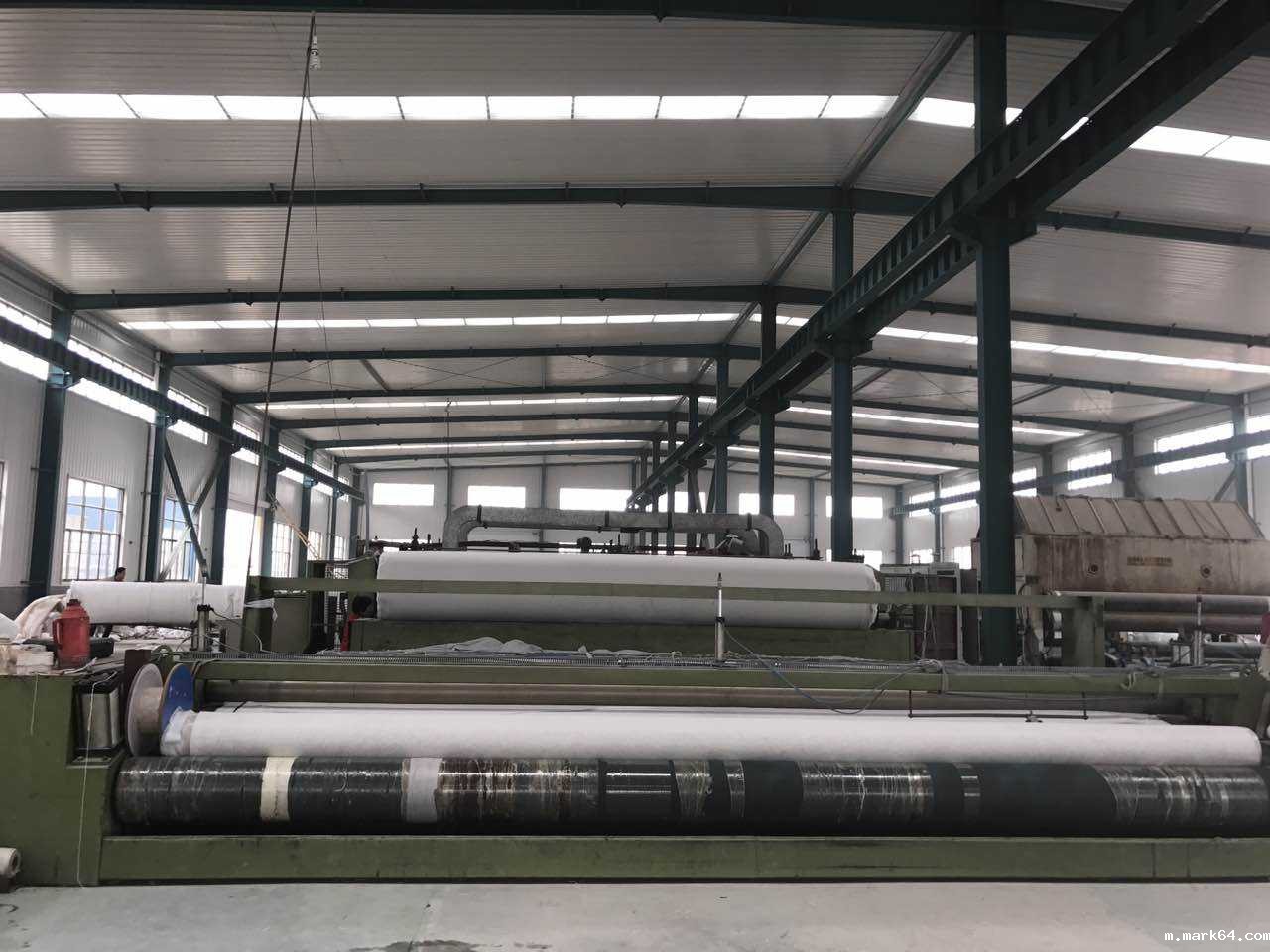 水利水电工程上HDPE体育意甲国际米兰防水层体系结构怎样？