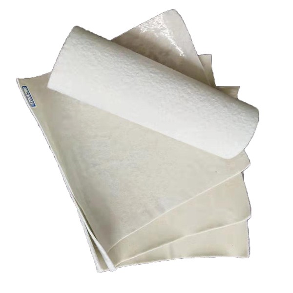 粘土防渗和体育意甲国际米兰防渗的投资对比及特点