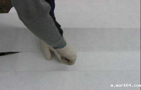 透水模板布以聚合纤维为主要原料 可提高混凝土结构的耐久性 透水模板布以聚合纤维为主要原料 可提高混凝土结构的耐久性