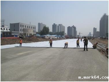 垃圾填埋场防渗系统的构造以及材料使用情况